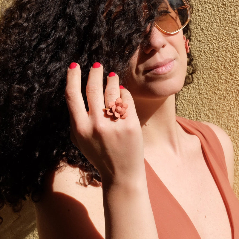 Terracotta Lily Silk Effect - Adjustable ring