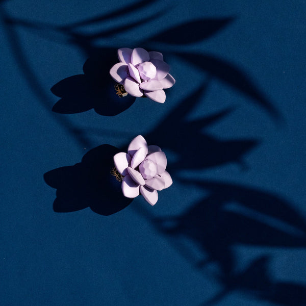 Sardinian Lavander Stud Lily Earrings - Silk Effect