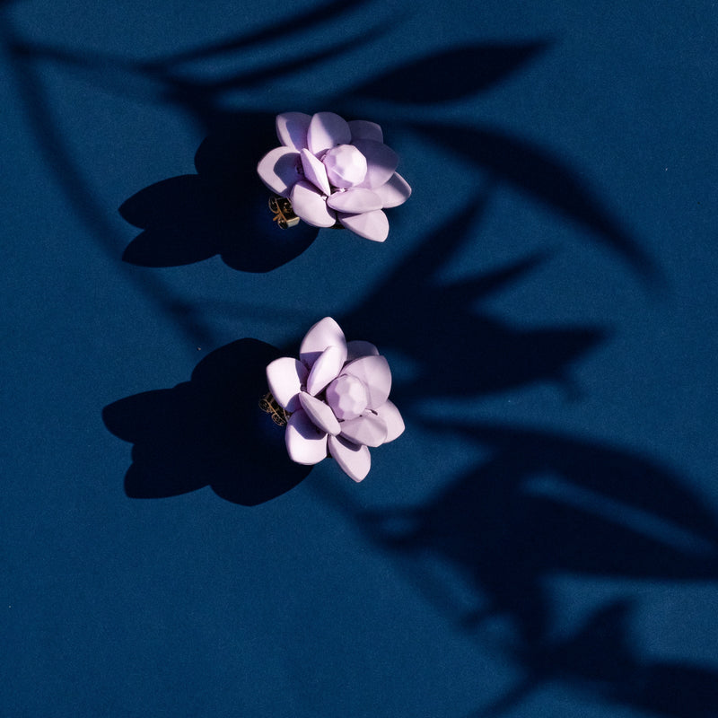 Sardinian Lavander Stud Lily Earrings - Silk Effect