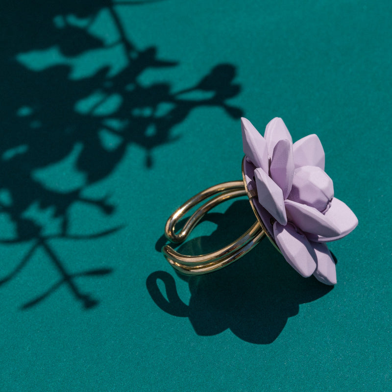 Sardinian Lavender Lily Silk Effect - Adjustable ring