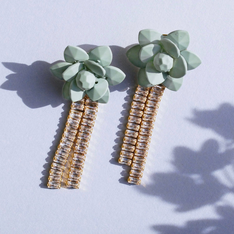 Chandelier Retro Zircons Classic Water Drop Earrings with Roman Light Mint Lily Hand-Sewn Flower