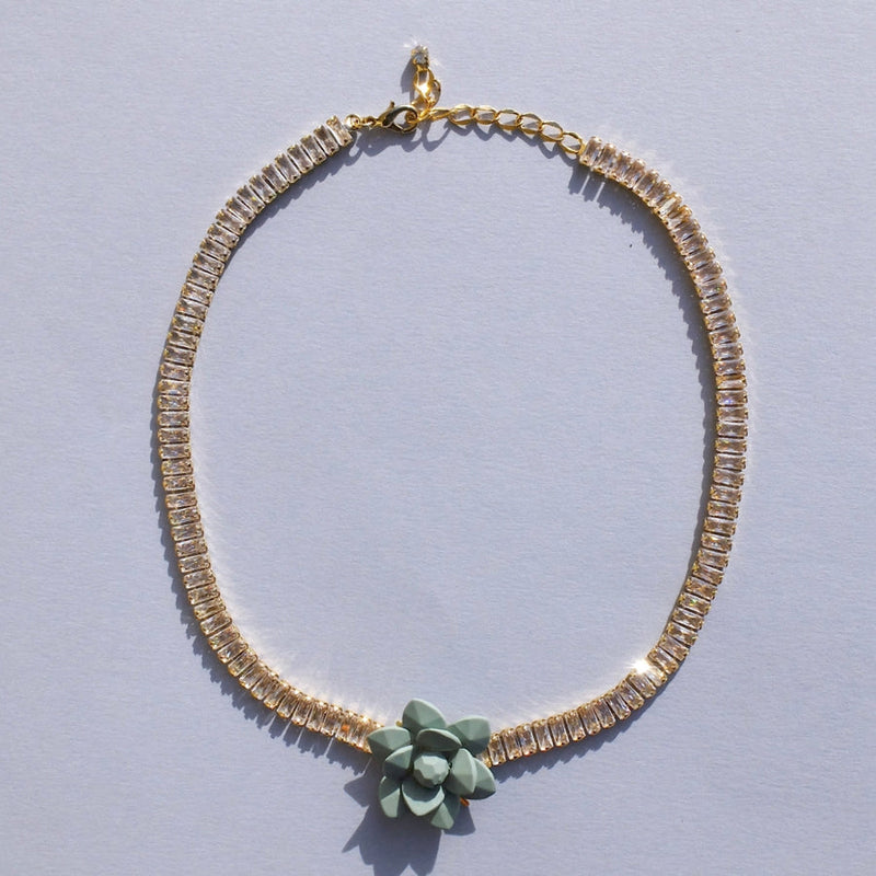 Tennis Chocker Retro Style Necklace with Hand-Sewn Roman Light Mint Lily Flower