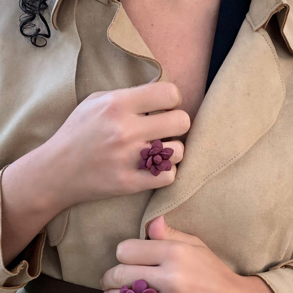 Tuscany Grape Purple Lily Silk Effect - Adjustable ring